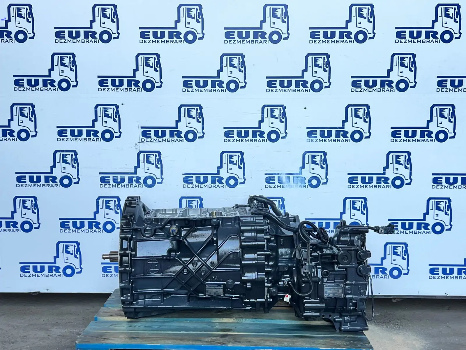 CUTIE VITEZE IVECO TRAXON 5801972455 12TX 2421 TD R=16.69-1.00 AUTOMATA CU RETARDER